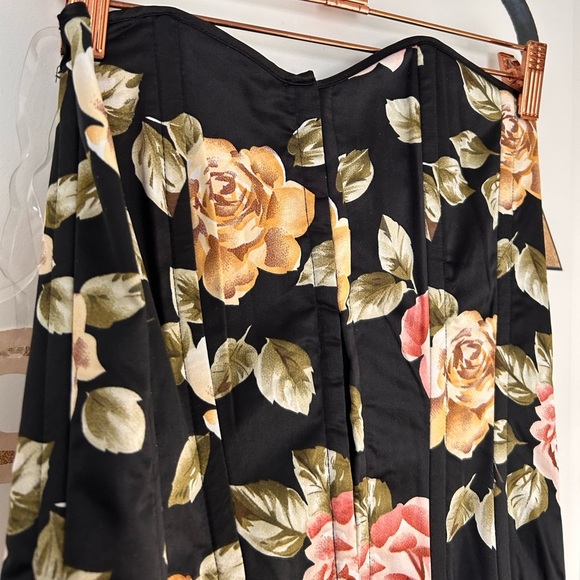 Corset Lace Up Back Metal Clasps Floral Design sweetheart fairycore regencycore - Picture 2 of 5